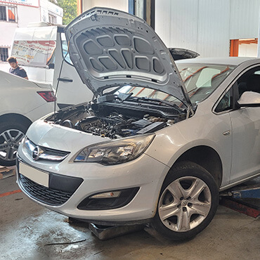 Opel Astra 1.6 Bakım Fiyatı