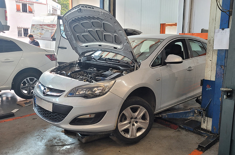 Opel Astra 1.6 Periyodik Bakım